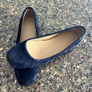 Talbots velvet navy flats leather